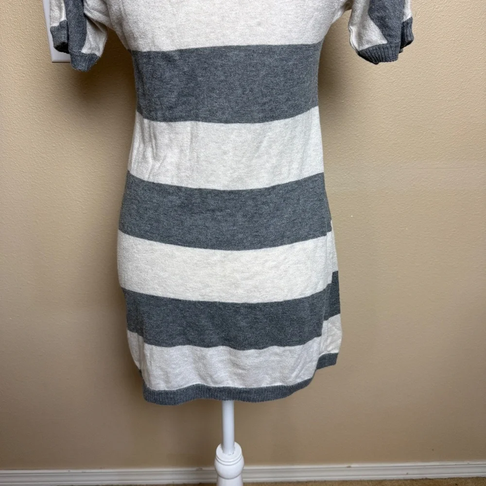 Vintage Hollister Stripped V Neck Shirt- Small - Picture 9 of 10